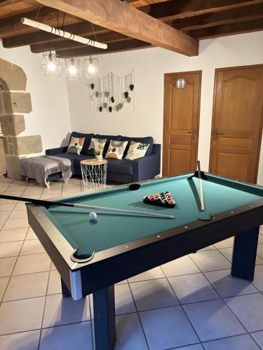 Bourg-Lastic House | Gîte La Servolle