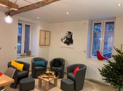 Charlieu House | Gîte le BISTANCLAC.