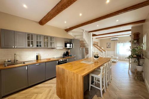 Portel-des-Corbieres House | Gîte Le Courredou Portel des Corbières