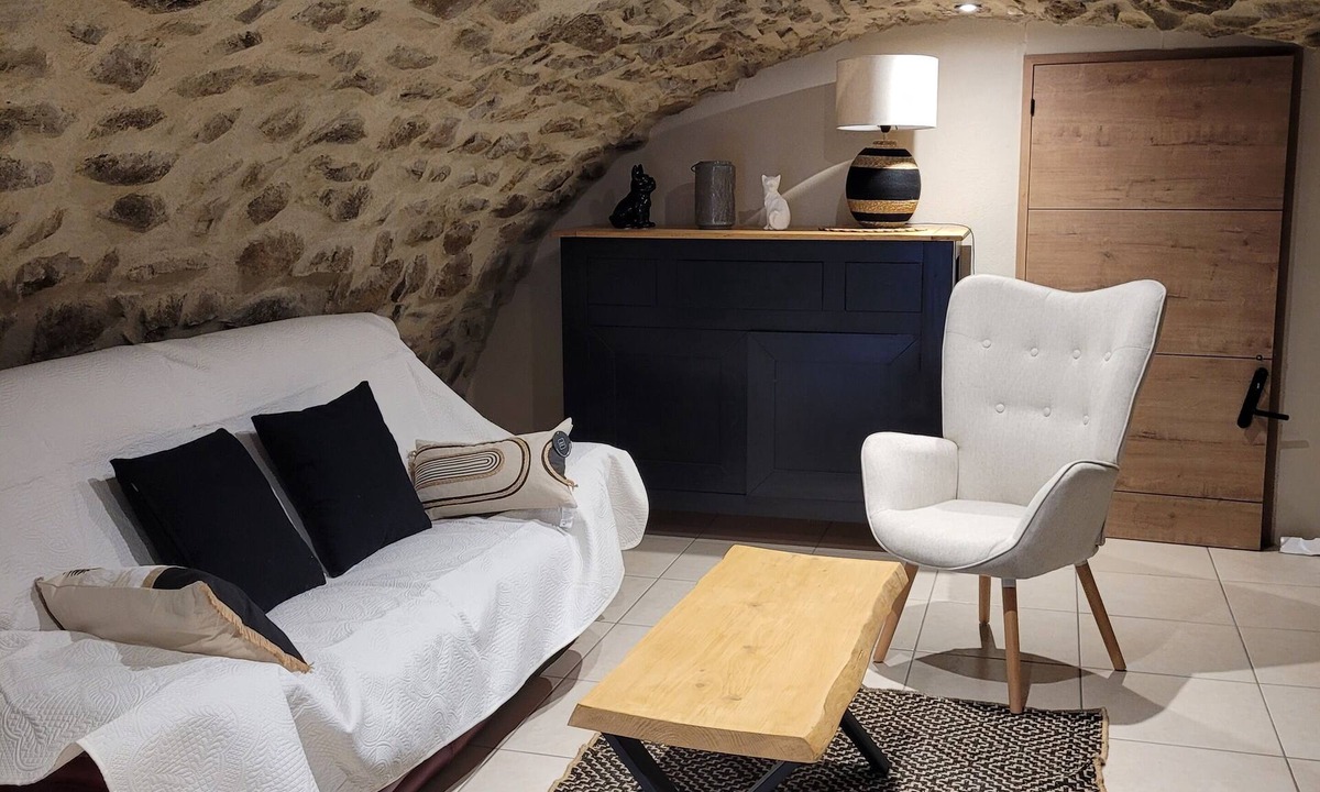 Colombier-le-Vieux House | Gîte le Doux Refuge