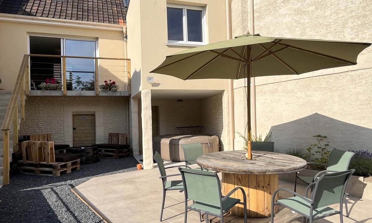 Long House | Gîte le Long de Leau