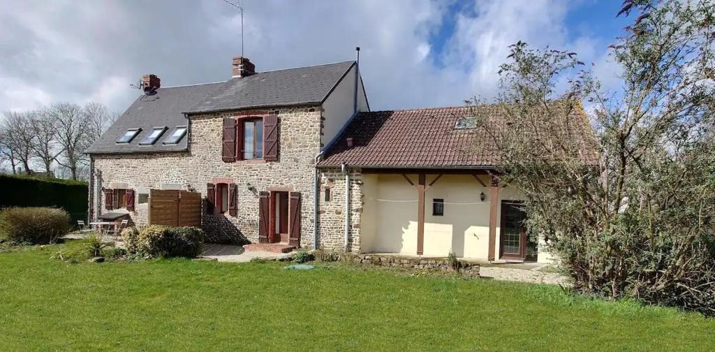 Lolif House | Gîte le Mont, à la campagne en Normandie, proche du Mont St Michel