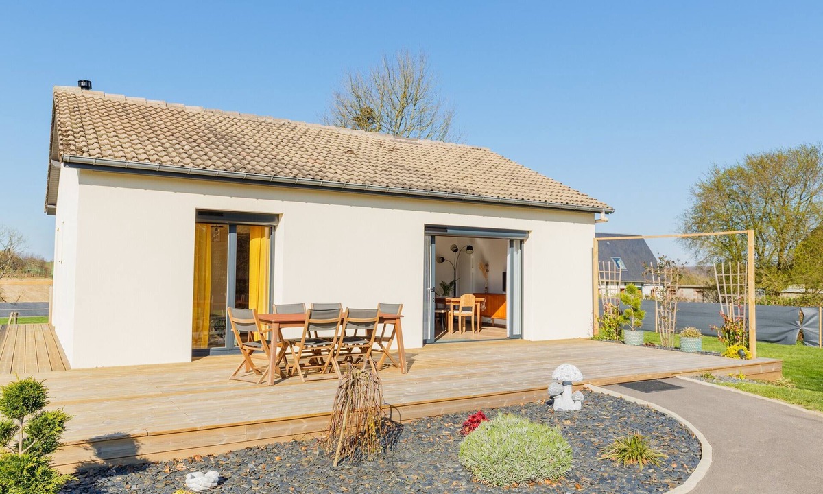 Cressy House | Gîte 'Le Nid Des Prés' with Private Terrace and Garden