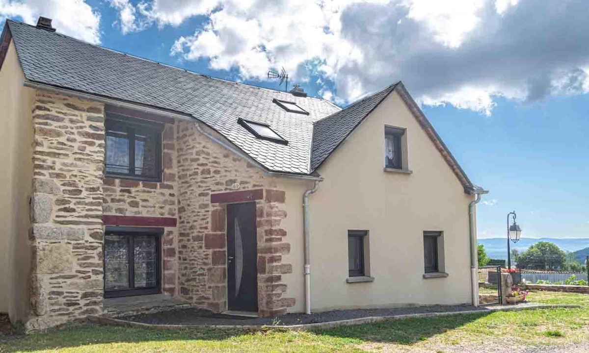 Les Hermaux House | Gîte Le Pradillou - LES HERMAUX