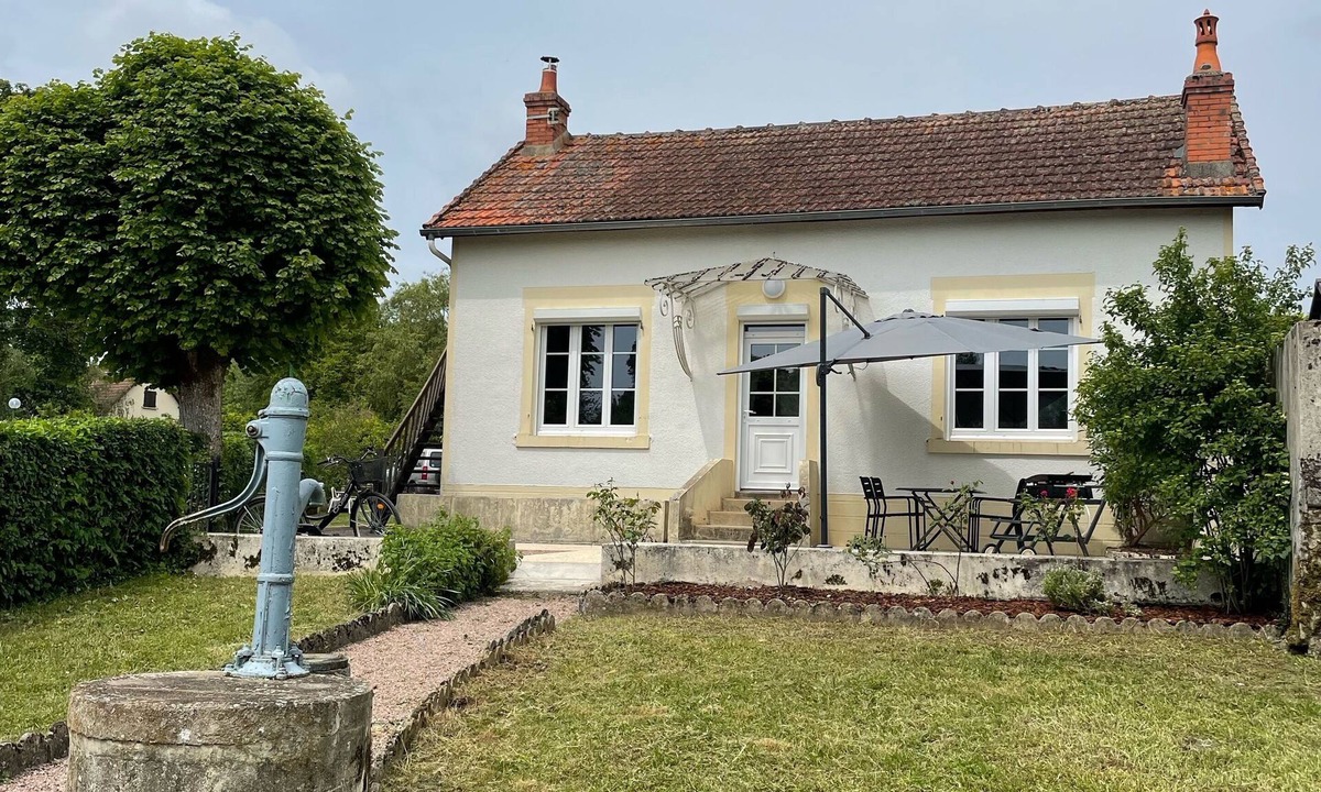 Bazolles House | Gîte le Puits de l'Etang - Baye