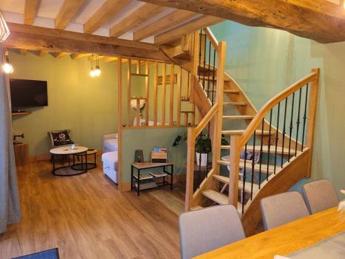 Saint-Pierre-sur-Dives House | Gîte le refuge des Hiboux