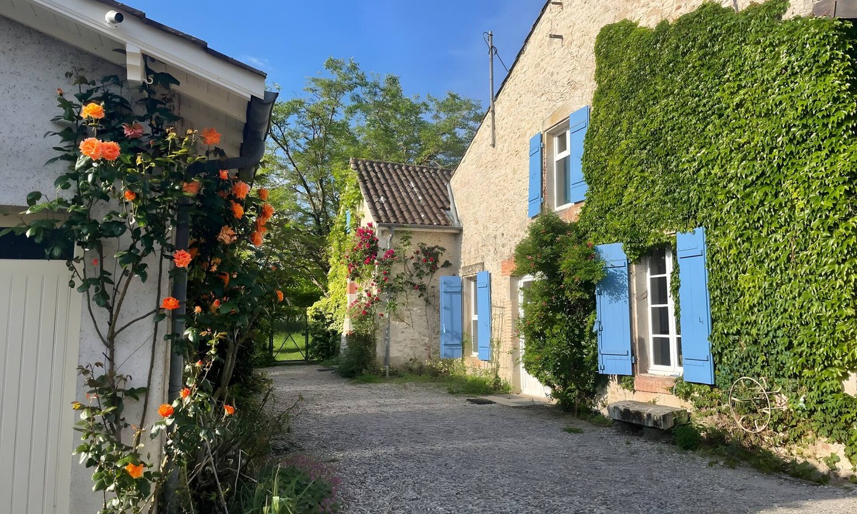 Penne-d'Agenais House | Gîte le Rosier – Domaine de France, Ideal for Families near Penne d’Agenais