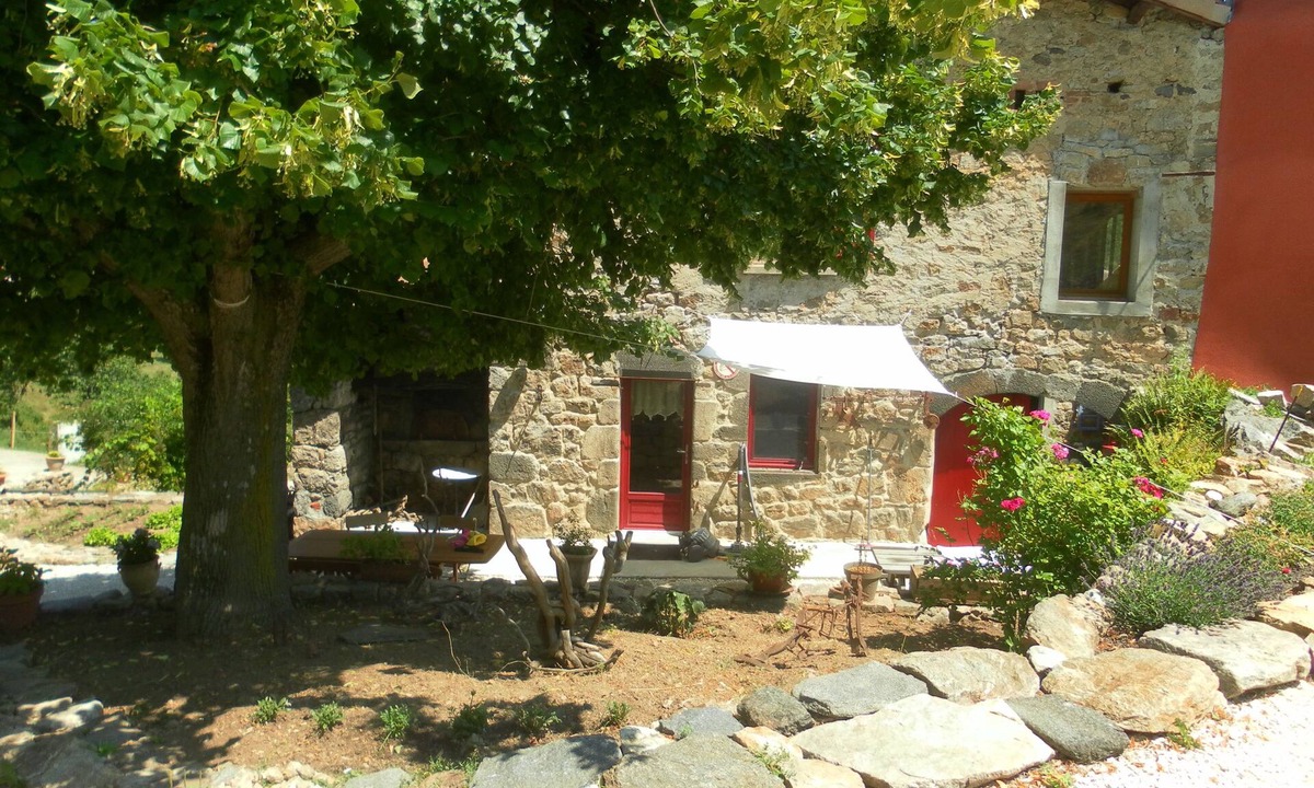 Nozieres House | Gîte "Le Tilleul" in a renovated 17th century hamlet
