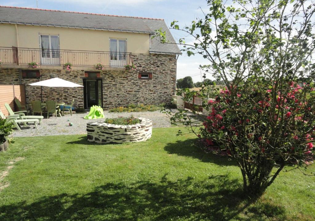 Conquereuil Apartment | Gîte les blés dorés à 7 km de DERVAL.