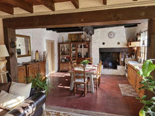 Saint-Geraud-de-Corps House | Gîte les Cèdres Dordogne