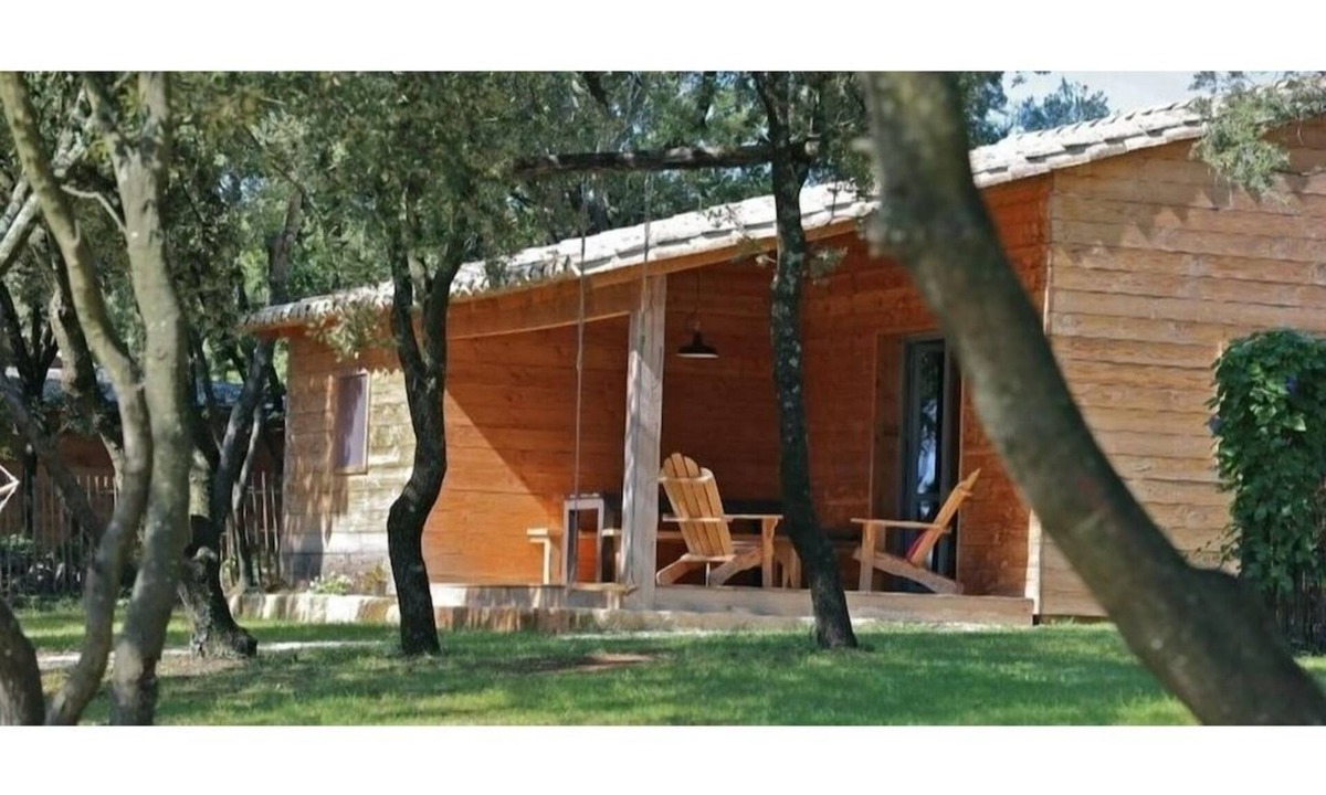 Asperes Cabin | Gîte les cabanes de Carelle "L'Arbousier