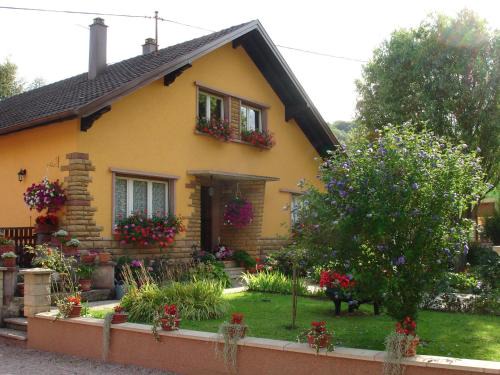 Maisonsgoutte Apartment | Gîte les collines