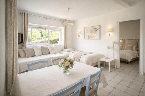 Saint-Montan Apartment | Gîte Les Figuiers - Vue imprenable en Ardèche - Saint Montan