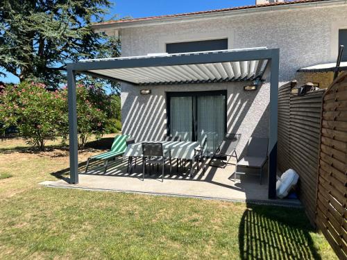 Les Vosserts Apartment | Gîte Les Galets