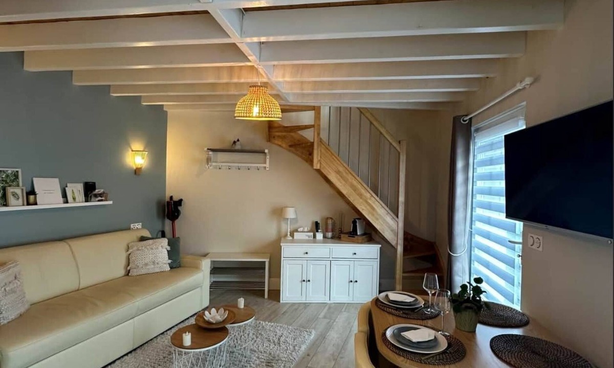 Crecy-sur-Serre House | Gîte *** « Les galinettes » au bord de la rivière