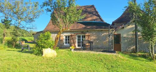 Sainte-Foy-de-Longas House | Gîte Les Placettes
