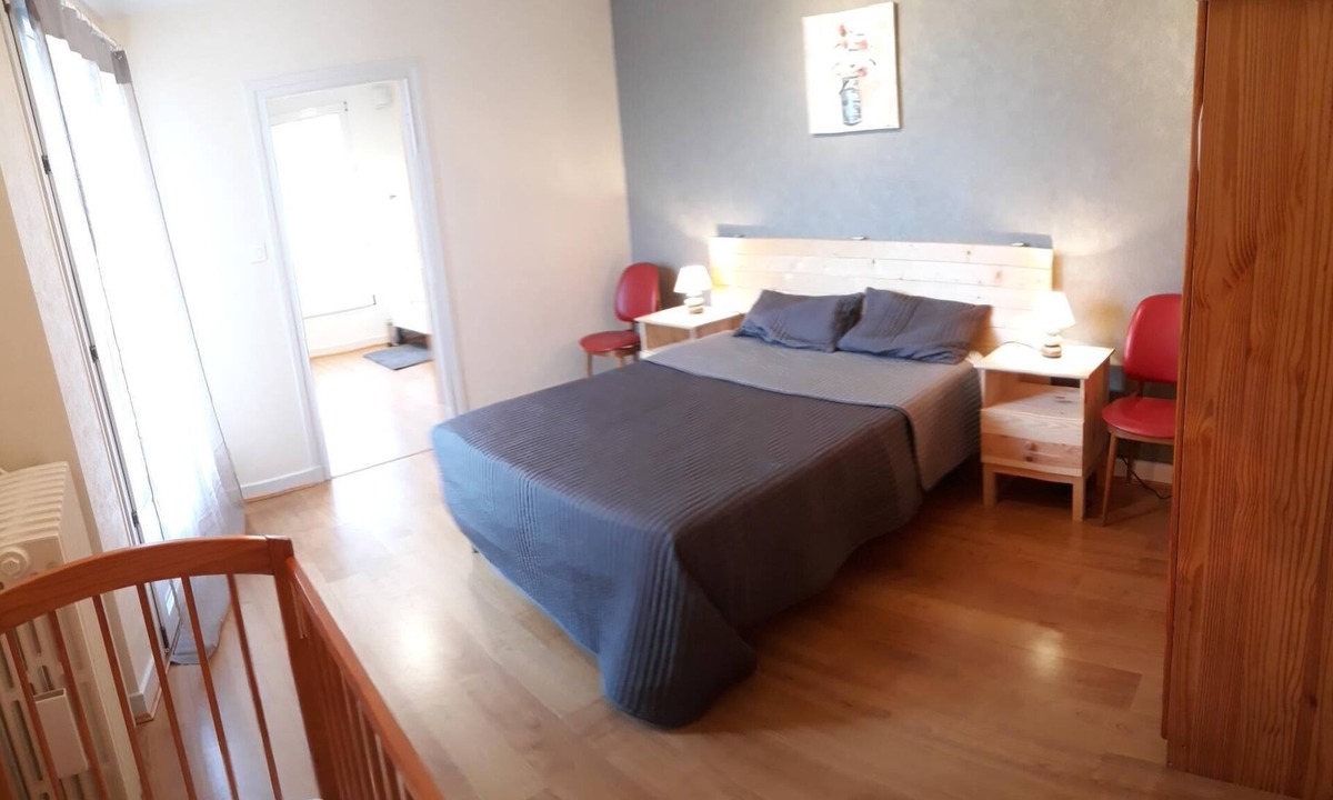 Orcival House | Gîte Les Planchettes