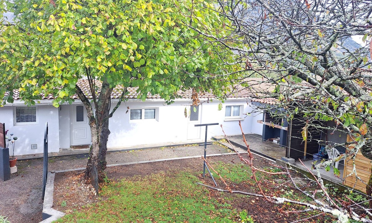 Tarascon-sur-Ariege House | Gîte Lotus le Clos des Pradals 5mn du Parc de la Préhistoire