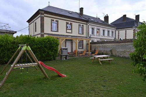 La Neuve-Lyre Hotel | gîte MAELYSE