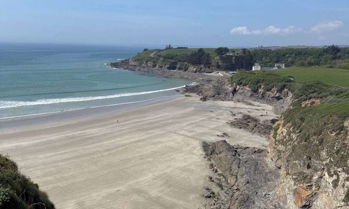 Saint-Nic House | Gîte Mafate: beach, nature, animals in Brittany