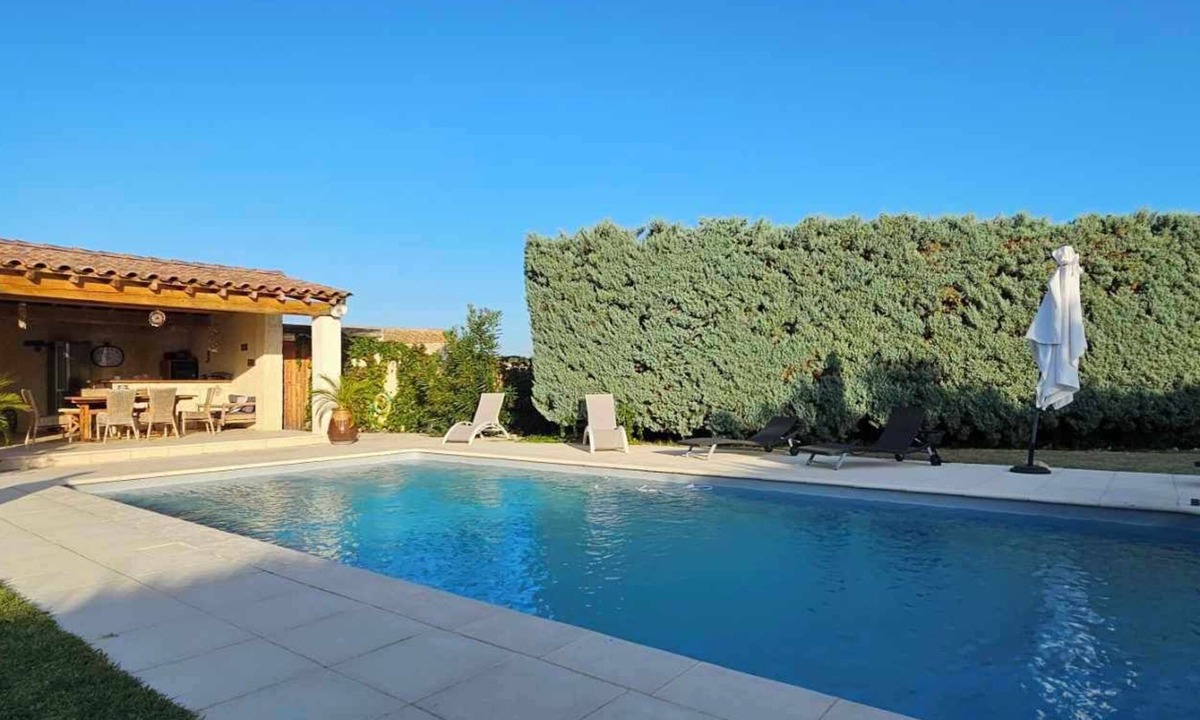 Bedarrides House | Gîte Mitoyen Dans Propriété Avec Piscine