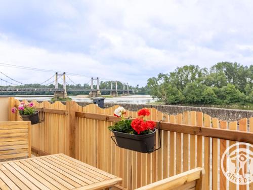 Montjean-sur-Loire House | Gîte moderne vue Loire - 4 pers. - FR-1-622-125