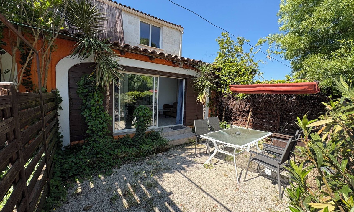Laverune Bed & Breakfast | Gîte Navacelles