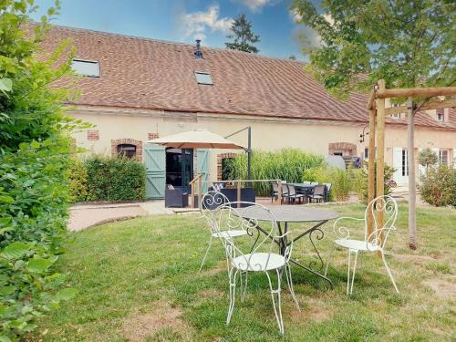 Umpeau House | Gîte paisible à la campagne près de Chartres avec parking - FR-1-581-143