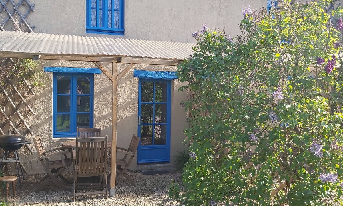 Calorguen Cottage | Gîte-Pointe du Grouin-Ensuite with Bath-Park view