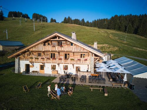 Cohennoz House | Gîte Restaurant LA TETE DE MULE