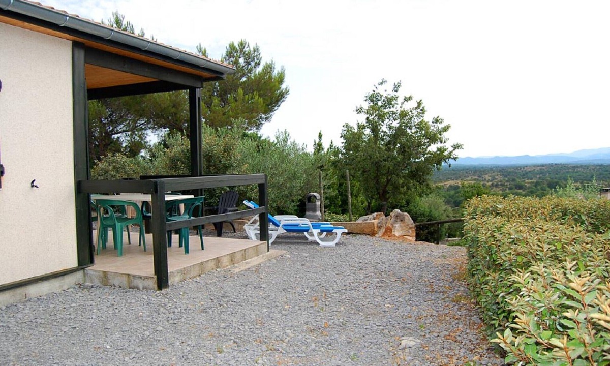 Joyeuse Cottage | Gîte Romarin 1 – Village Holiday Rentals
