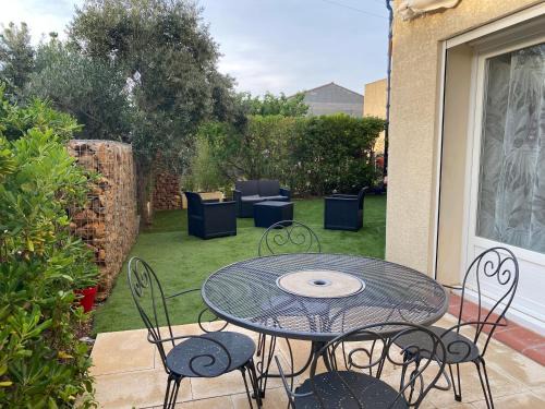 Saint-Jean-de-Barrou House | Gîte Romarin avec SPA