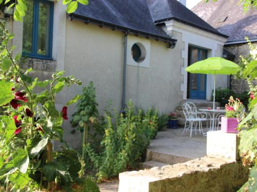 Lignieres-de-Touraine House | Gîte rural proche châteaux, animaux bienvenus, grand jardin - FR-1-381-68
