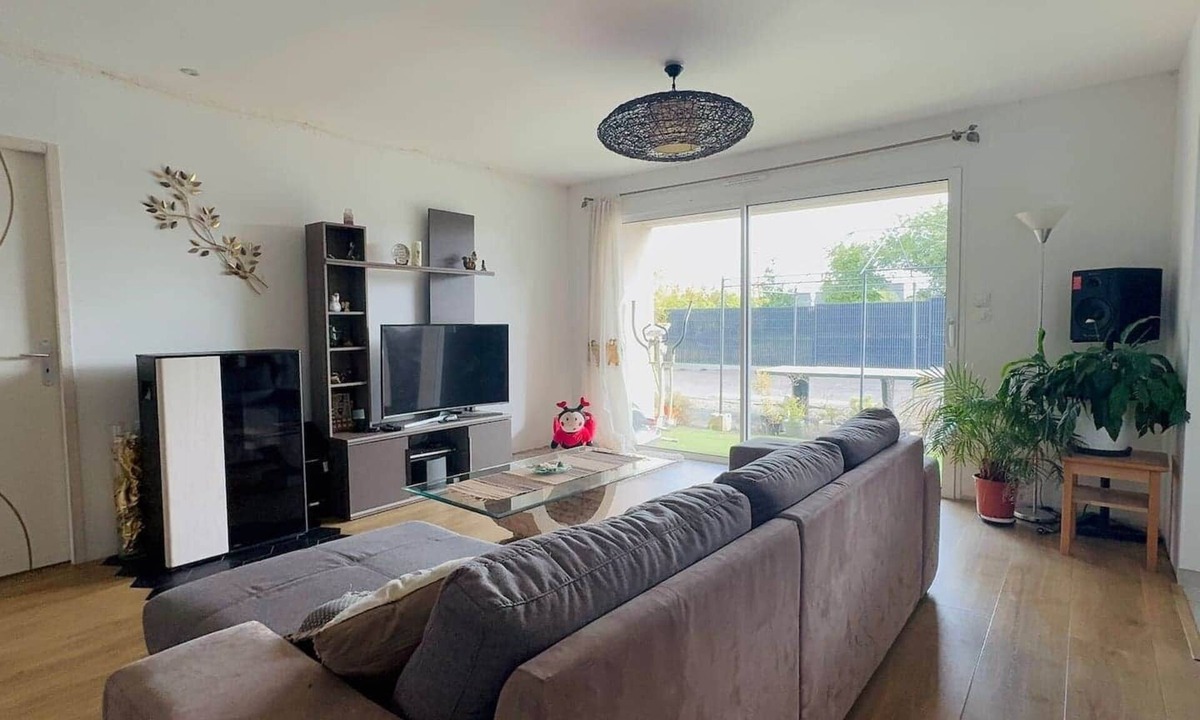 Trange House | Gîte Spacieux au Mans, Calme & Terrasse, 7 Pers.