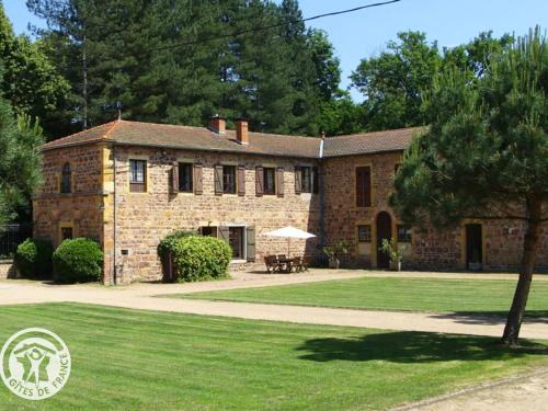 Parigny House | Gîte spacieux avec activités de loisirs et espace extérieur - FR-1-496-160
