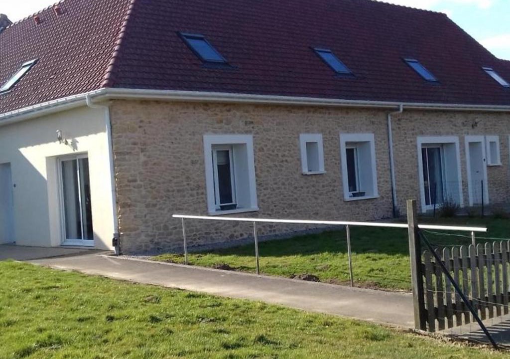Belle-et-Houllefort House | Gîte spacieux avec terrain clos, terrasse, 4 chambres, animaux acceptés, près de Belle-et-Houllefort - FR-1-376-104