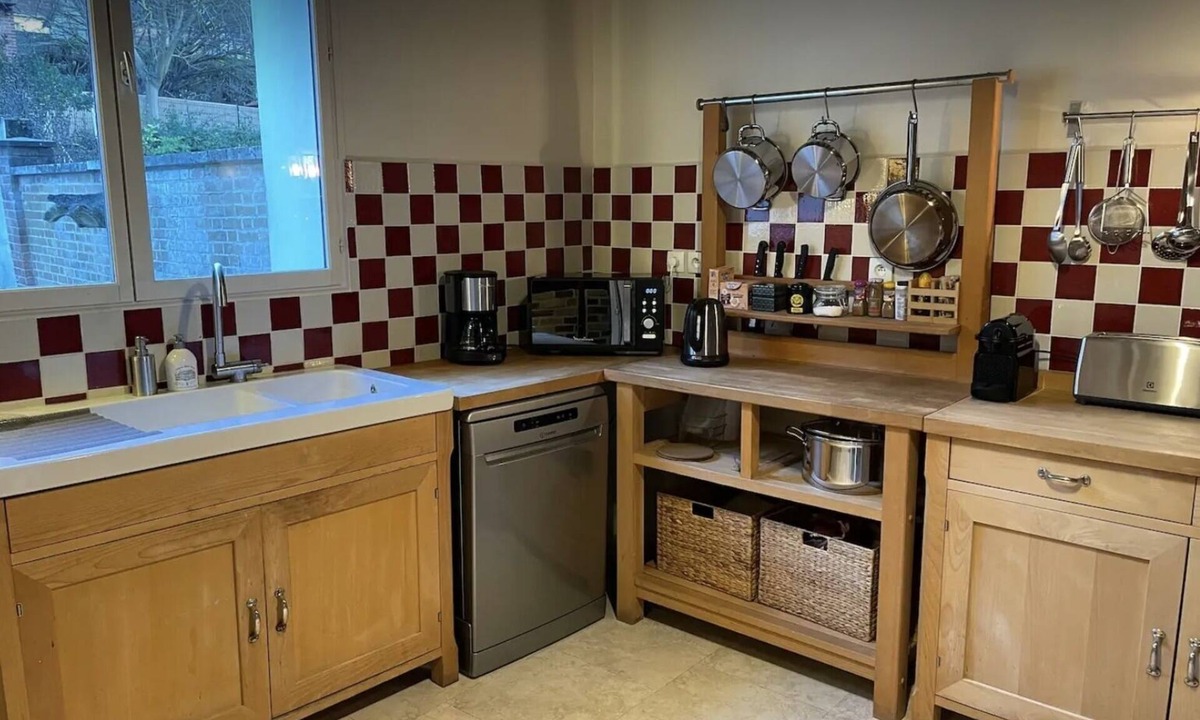 Les Andelys House | Gîte St Clotilde, Les Andelys, 8 Pers