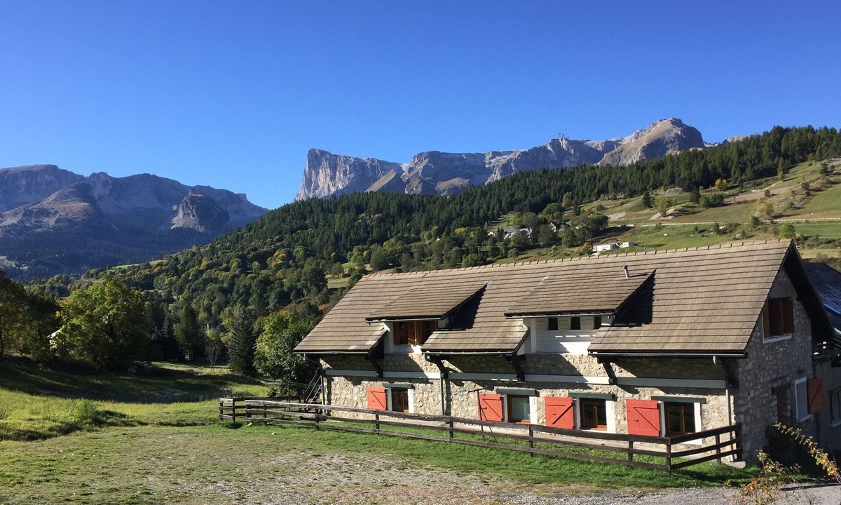 Saint-Etienne-en-Devoluy Ski Chalet | Gîte "the Pic de Bure"