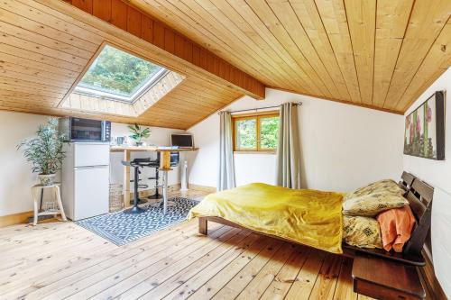 Blesignac Apartment | Gîte zen dans les bois