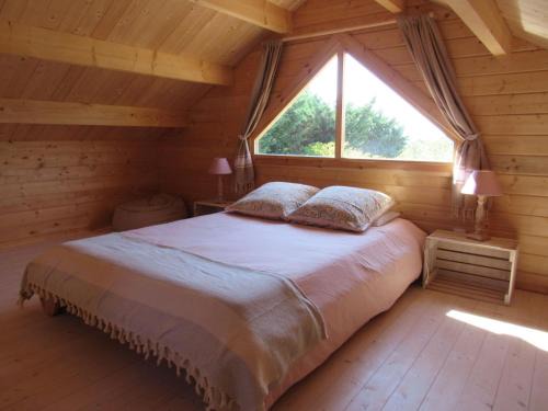 Issirac Ski Chalet | Gîtes écologiques Pierres de Soleil
