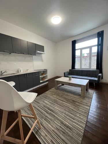 Givet Apartment | Gîtes by Hôtel Les Reflets Jaunes
