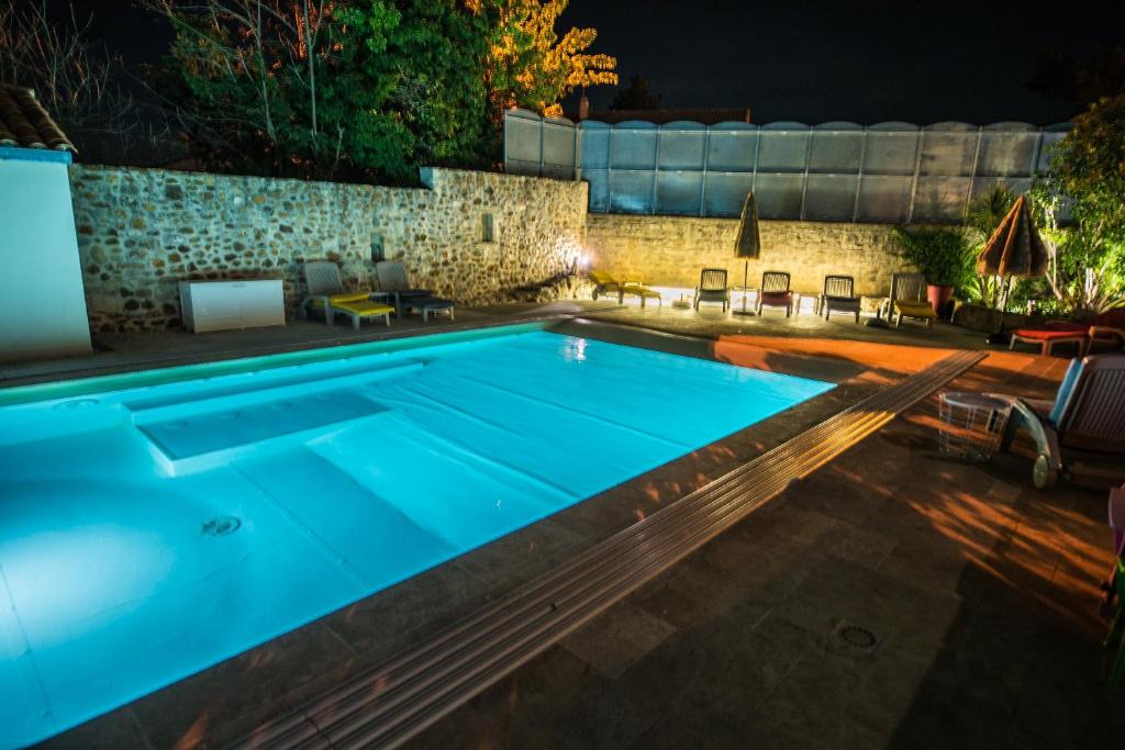 Allegre Les Fumades Apartment | Gîtes Cupidone