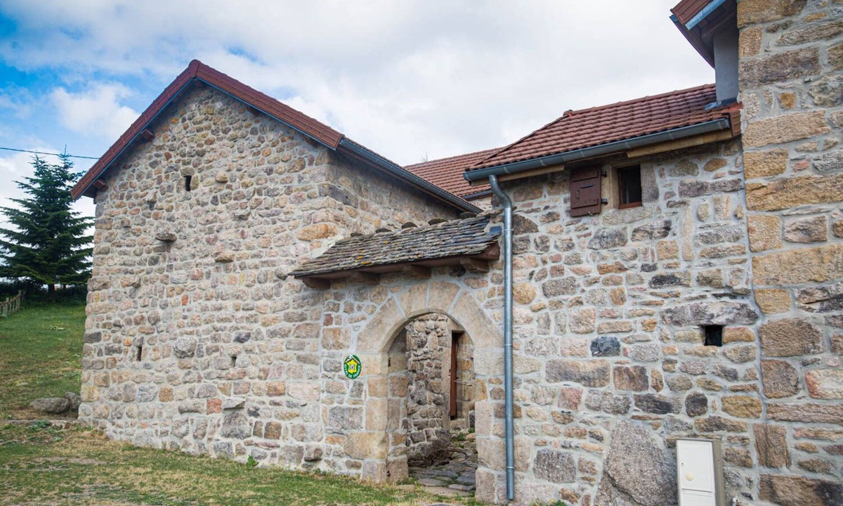 Pied-de-Borne House | Gîtes de France 6/8 pers in La Bessière