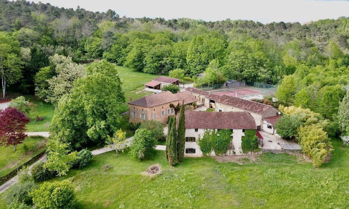 Cassagnes House | Gîtes de France® - Charly