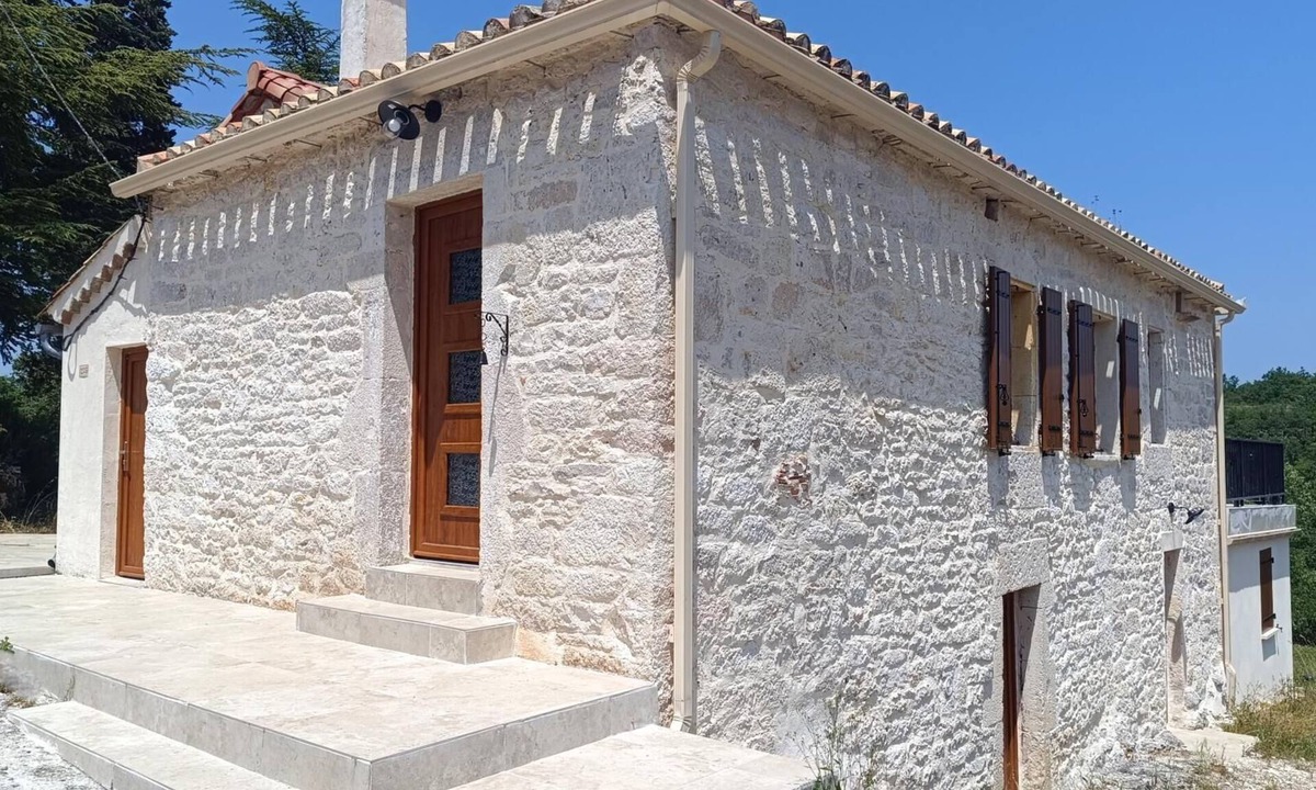 Villeseque House | Gîtes de France® - Gîte de Pejusclat