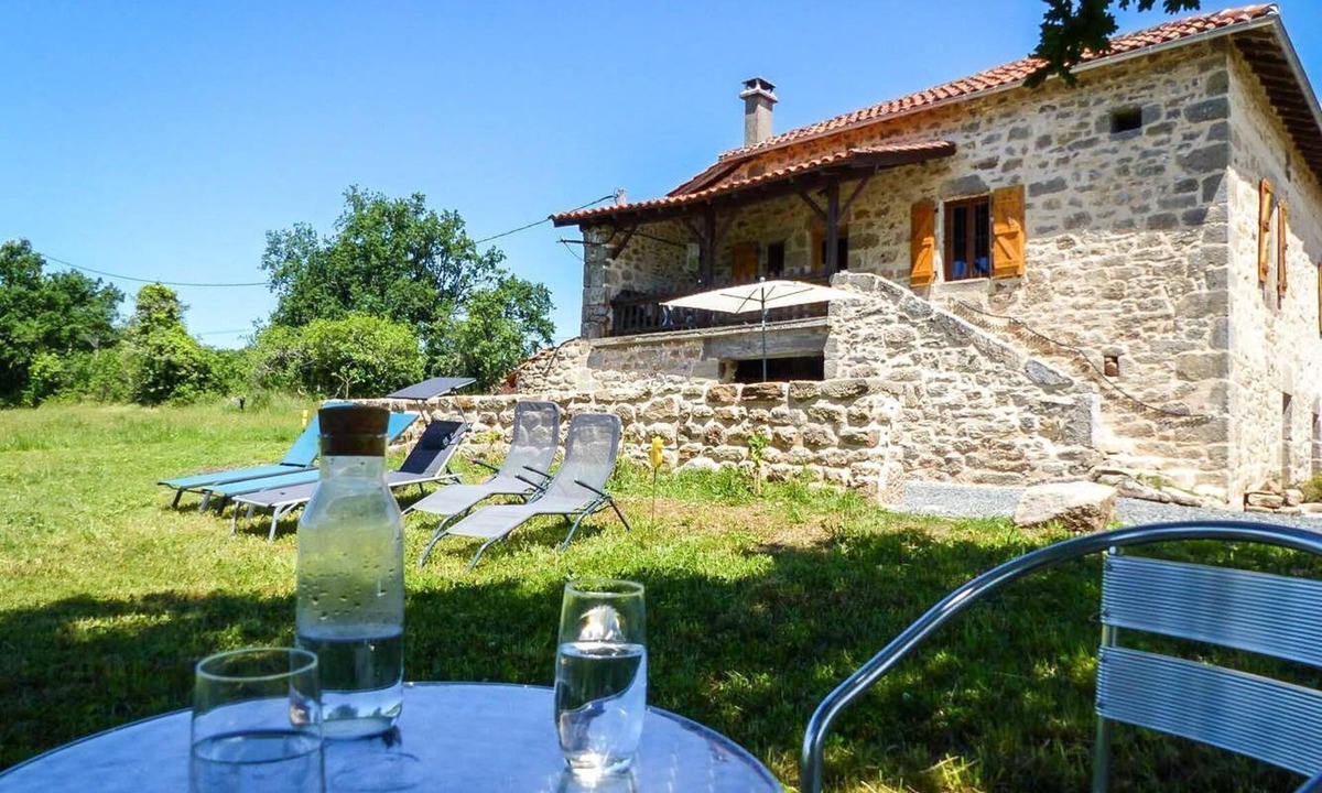 Saint-Bressou House | Gîtes de France® - L'Oustalou