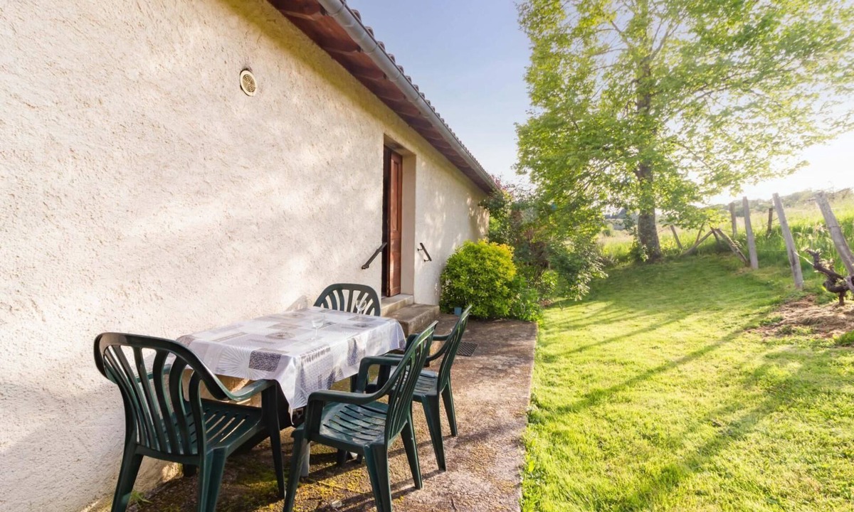 Saint-Perdoux House | Gîtes de France® - La Vue Verdoyante