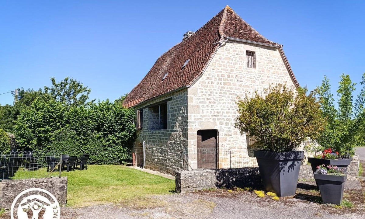 Padirac House | Gîtes de France® - La Maison du Garde