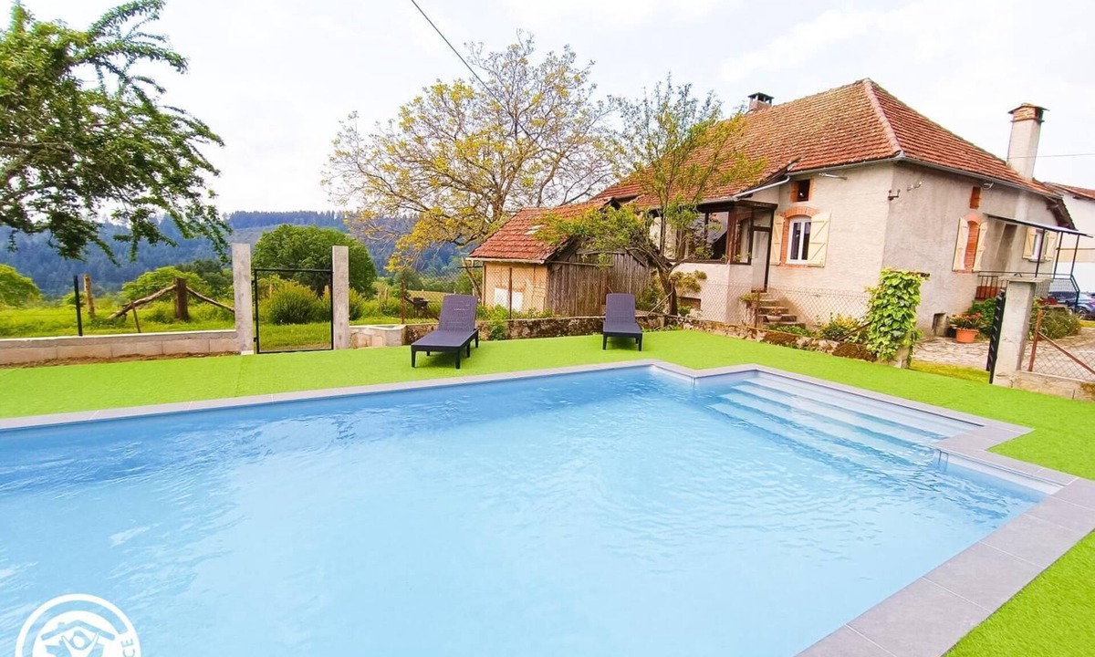 Viazac House | Gîtes de France® - La Vue Ombragée