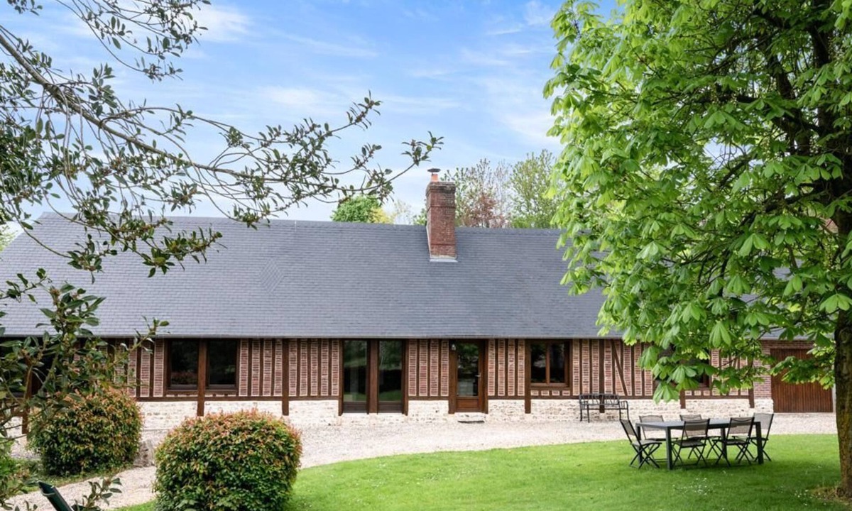 Louvetot House | Gîtes de France® - Le Clos des Loups
